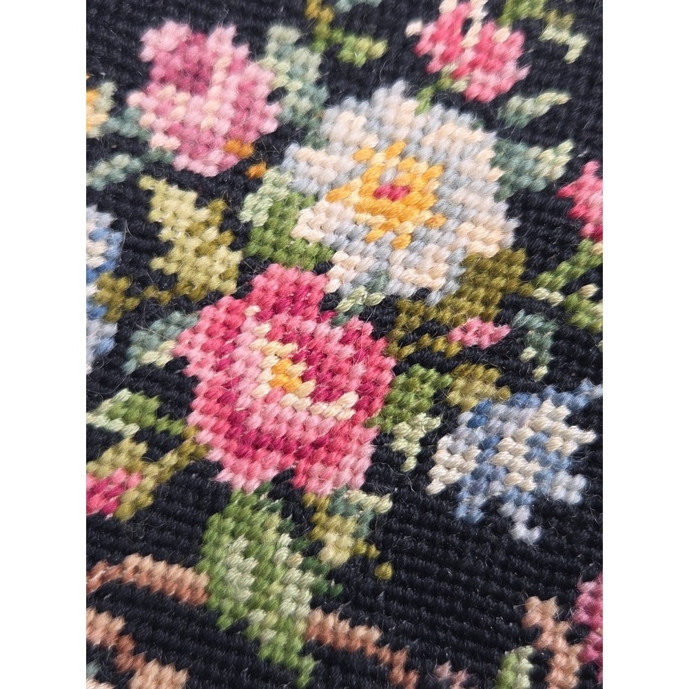 Vintage Handmade Needlepoint Petit Point Floral Hand Bag Purse Black Chain Strap - Picture 3 of 16